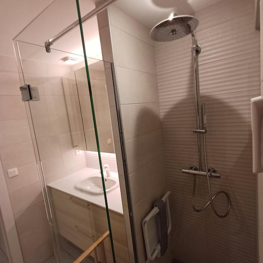 Hotel Les Vignobles D'Alsace à Wintzenheim Extérieur photo