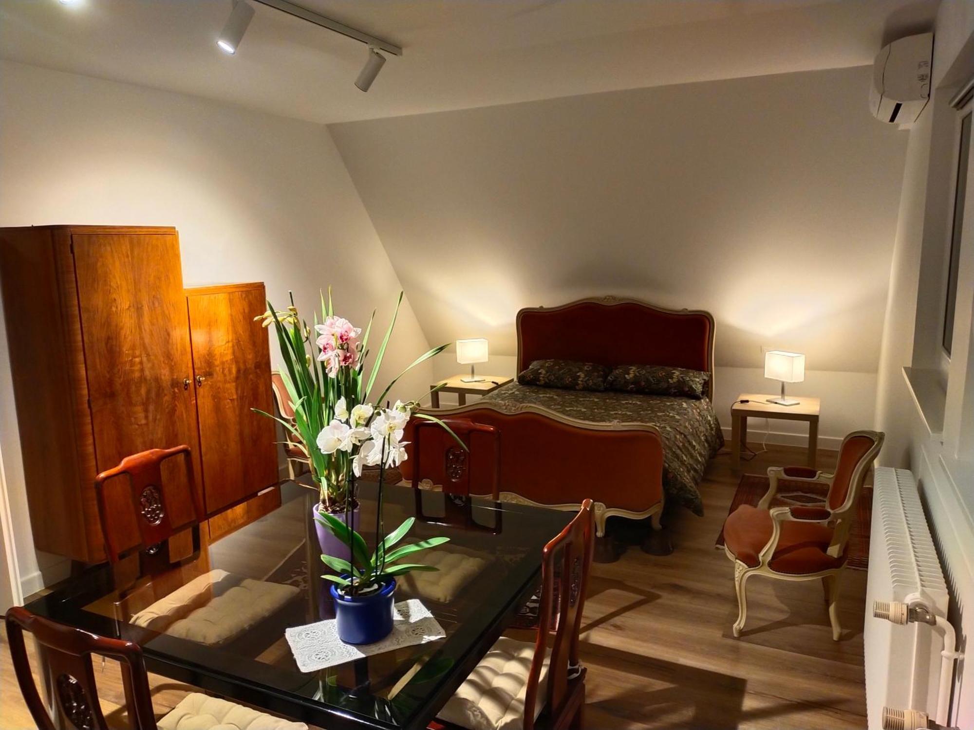 Hotel Les Vignobles D'Alsace à Wintzenheim Extérieur photo